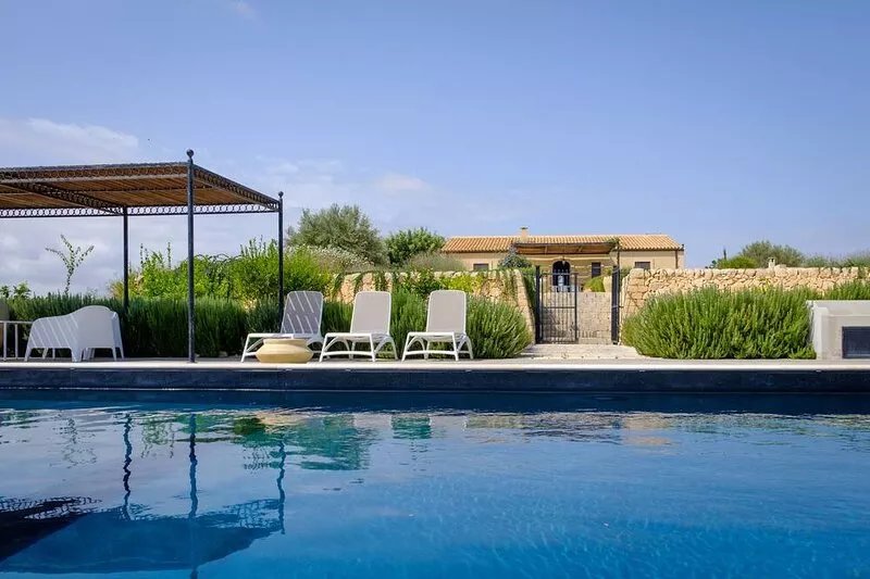 Secluded  Villa With Large Pool And Spectacular 180 Degree Sea Views.