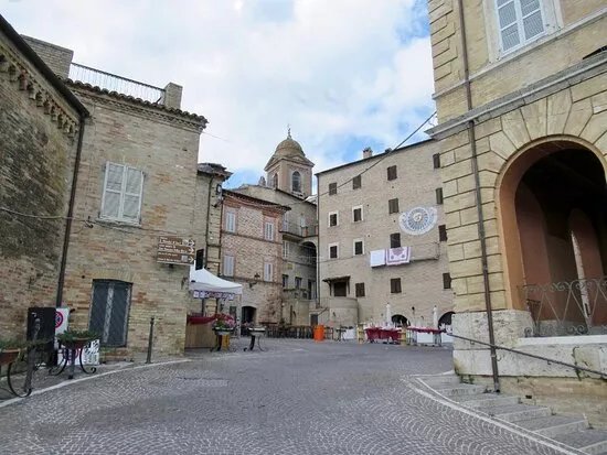 Piazza dell'Aquila