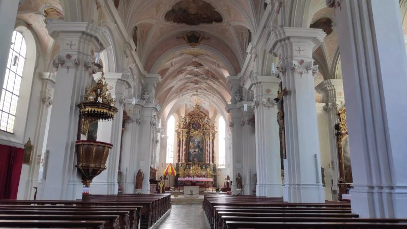 Stiftsbasilika St. Vitus und Deocar
