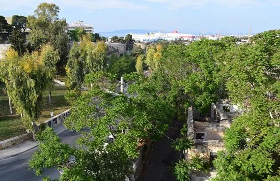 Georgiadis Park