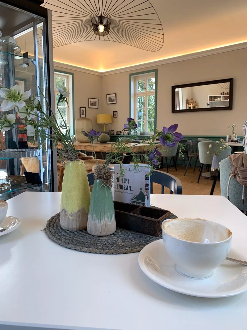 Lusthaus Cafe und Events