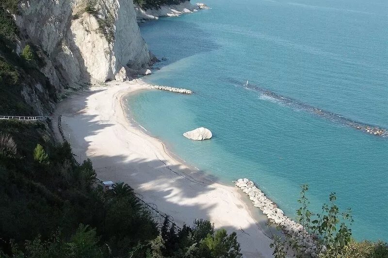 'Casapietra Assolata' - Rustico in fantastic location with pool