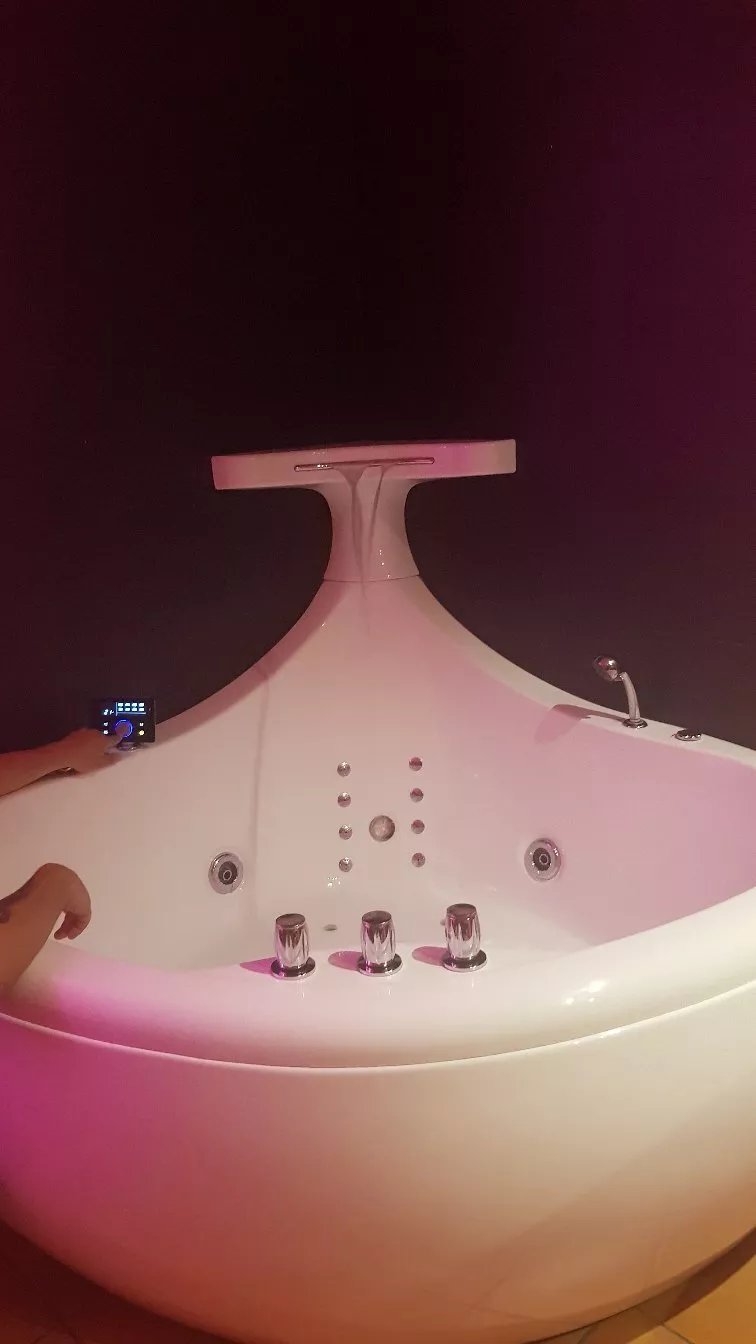Luxury Suite