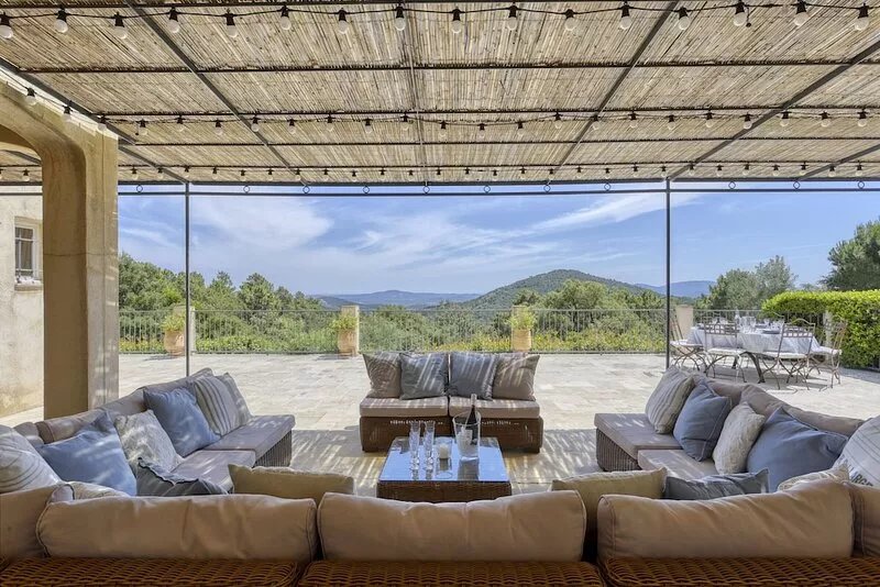 Large Villa. 25 mins inland from St Tropez.  Magnificent views towards the sea.