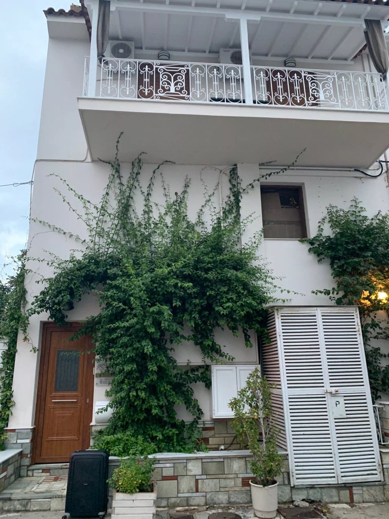 Asprolithos Studios