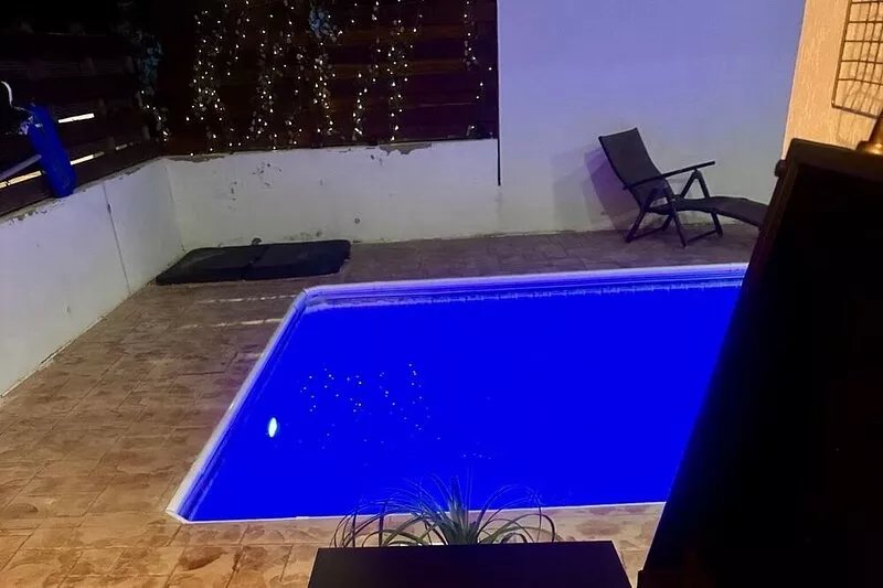 4 bed detached villa with private pool