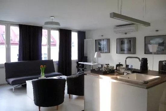 Off White Business & Leisure Apartments