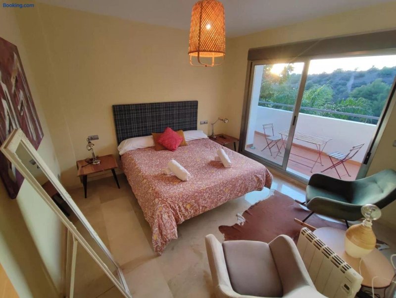 Villa Aguilas Club Guest House