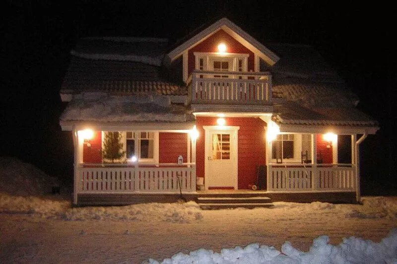 Holiday home with sauna at the lake an a private beach