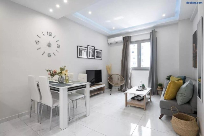 Aelia Apartments, The Luxury Suites