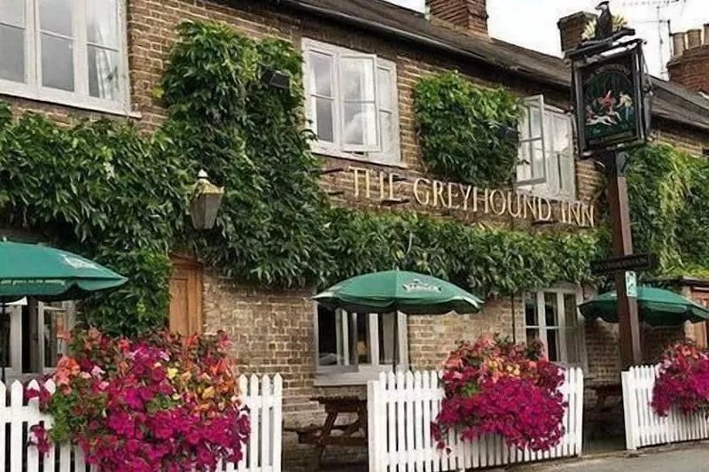 Cottage at The Greyhound Inn Aldbury