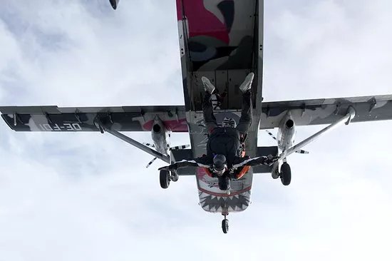 Skyjumps