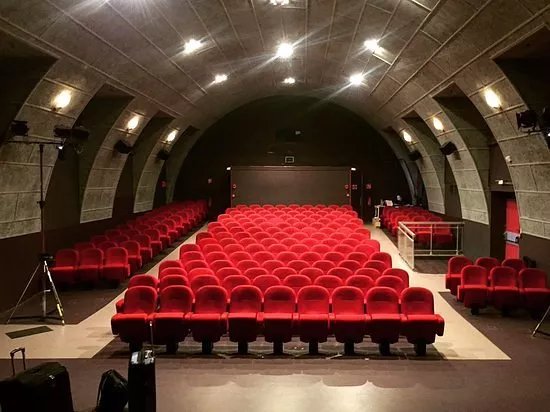 Familia Theatre