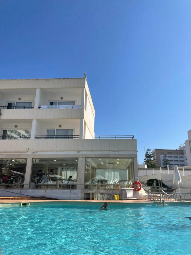 Morito Beach Apartments