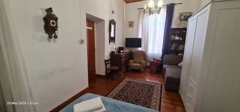 Sylvias Antique House
