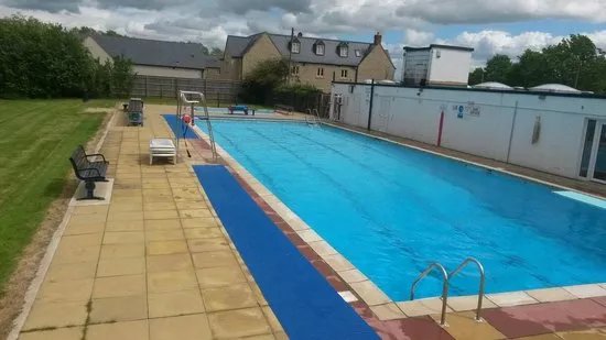 Woodstock Open Air Pool