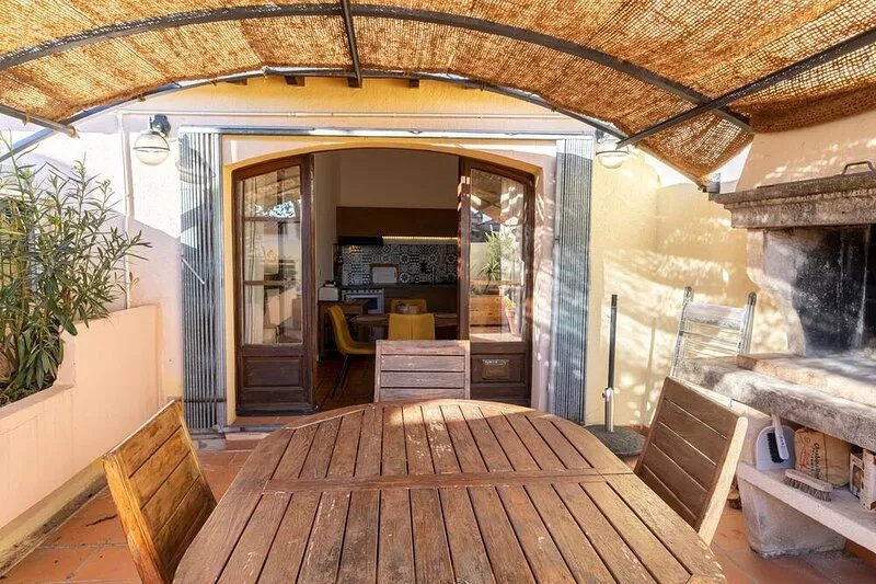 Duplex Avec Ascenseur Privatif et Terrasse en Centre Ville