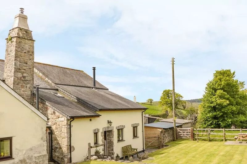 HIGHER WHIDDON FARM WHIDDON WELL, pet friendly in Ashburton