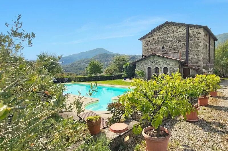 Beautiful Stone Farmhouse, With  Large Private Pool And Great views! WIFI