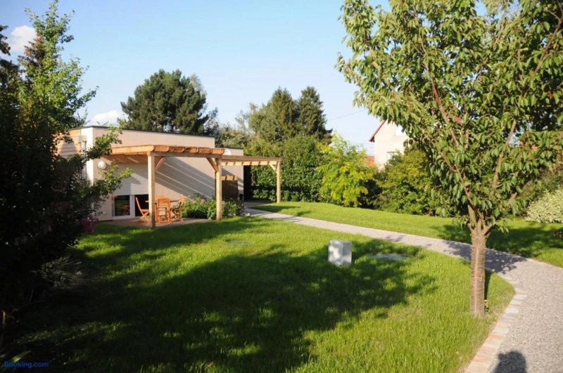 Gites Au Jardin