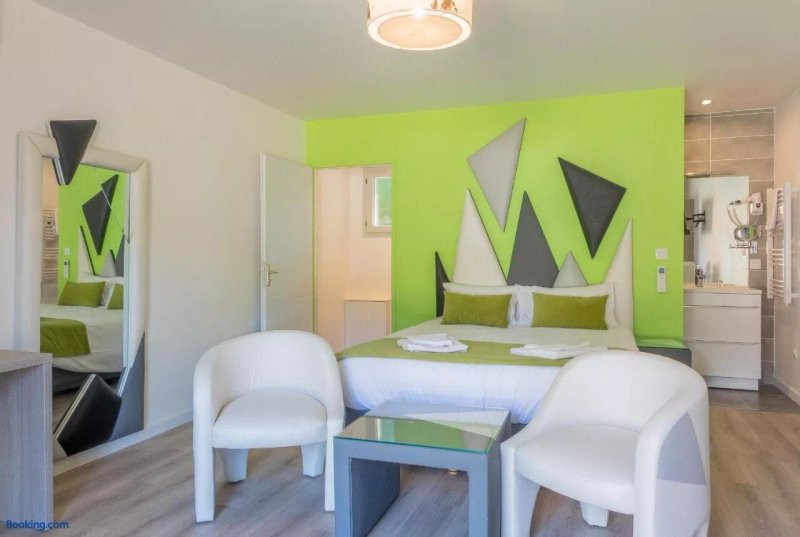 B&B Domaine des Pierres Dorees