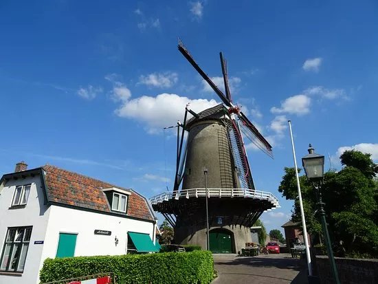 Korenmolen De Windotter