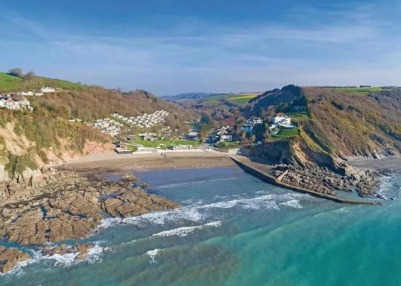 Stunning Sea Views, Recently Refurbished, 250m From The Beach, All Mod Cons