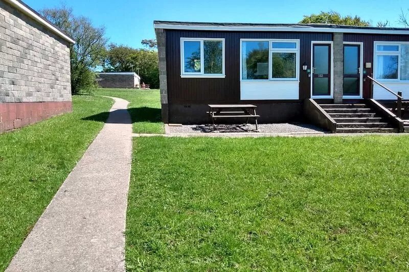 2 Bedroom, Self Catering Holiday Chalet, Near Bude.