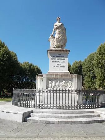 Monumento a Leopoldo II d'Asburgo-Lorena