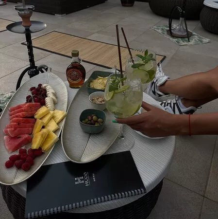 Hugo Lounge & Hookah Bar