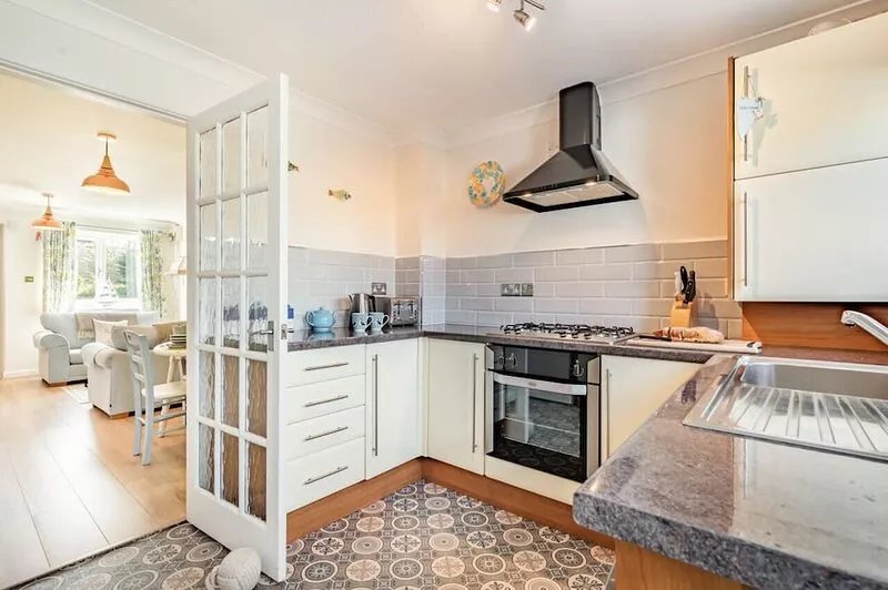 Pendrift - Two Bedroom House, Sleeps 4