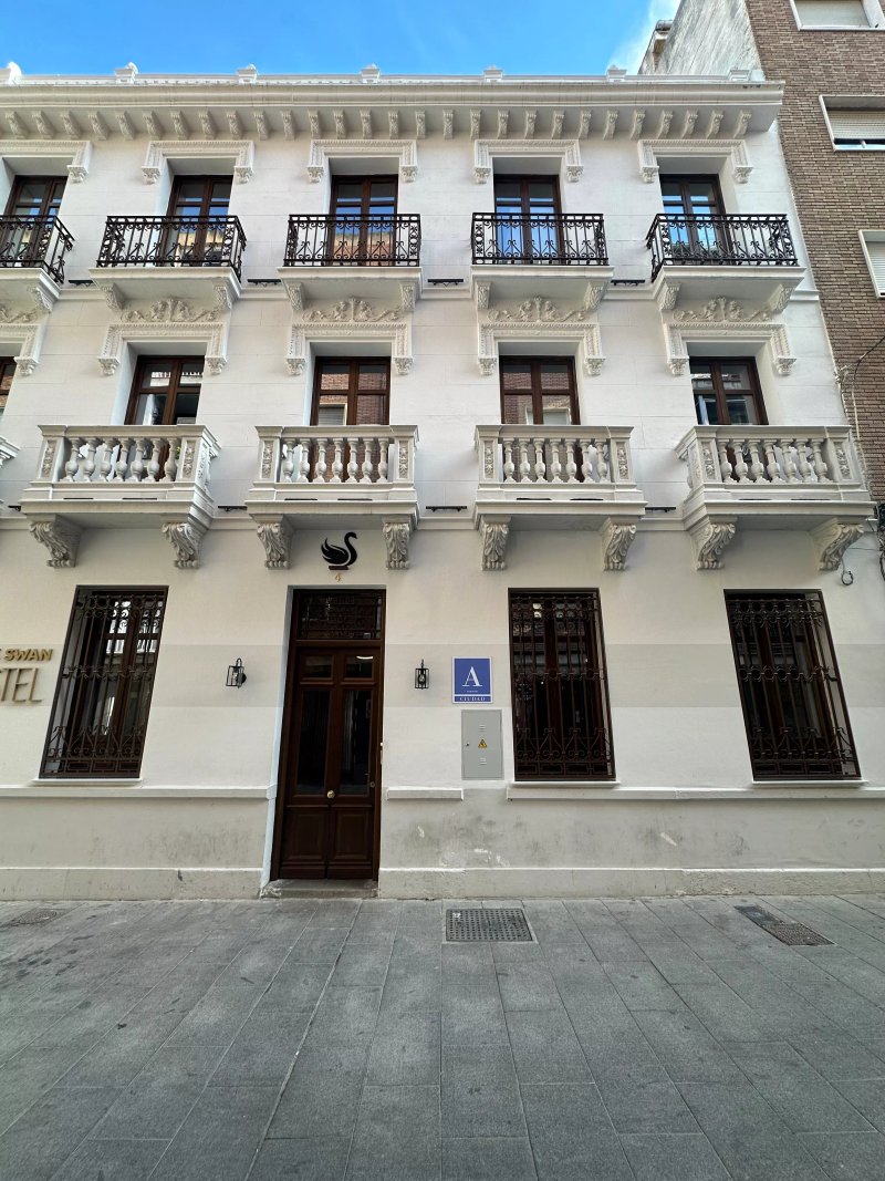 Black Swan Hostel Granada