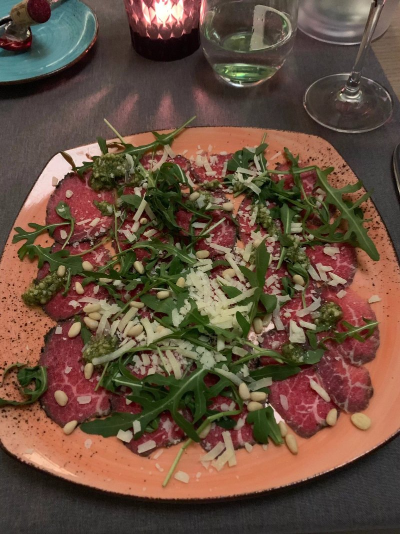 karl Restaurant