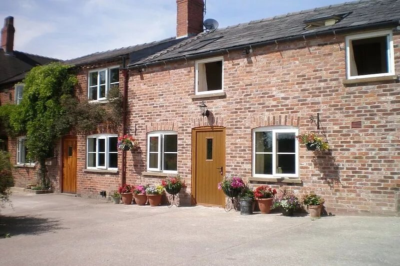 Swallows Barn, set on a working farm in foothills of the Peak District