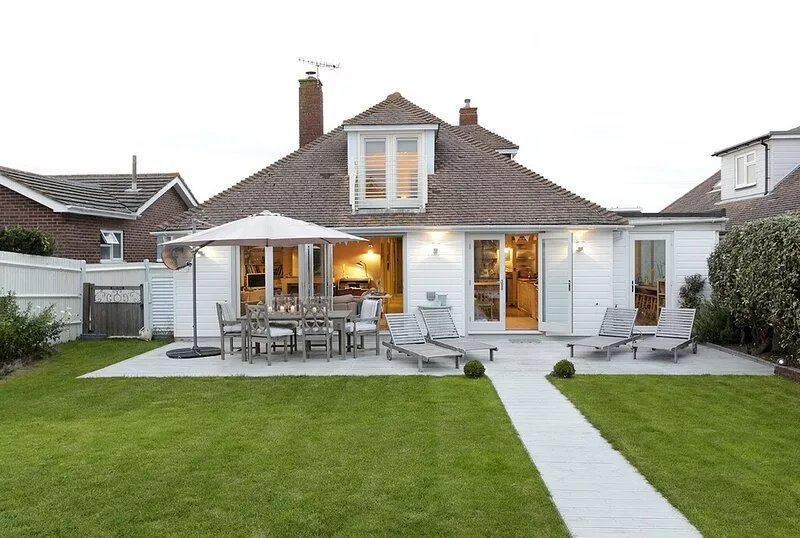 Stunning West Wittering Seaside, pet friendly home. 2 mins walk the beach.