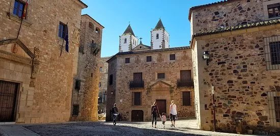 Guiaventura Casco Historico Caceres