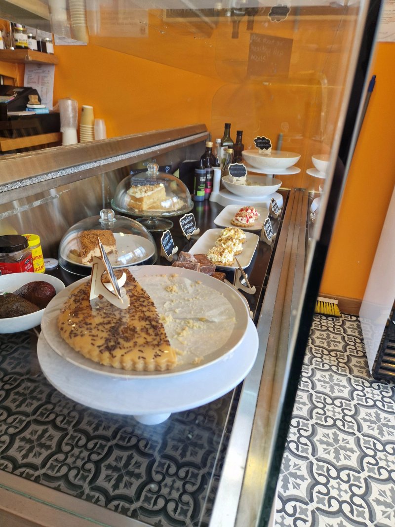 The Fruit + Herb Soulfood Cafe