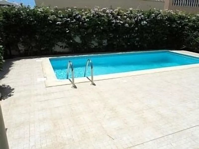 Detached Villa With Private Pool Close To All Amenities - WiFi included