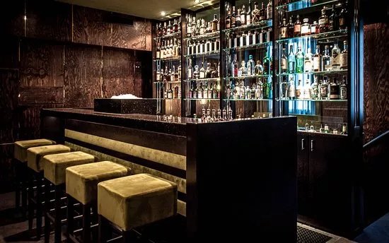 Le Lion Bar de Paris