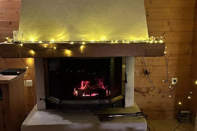Large, comfortable apartment with easy-access to the slopes