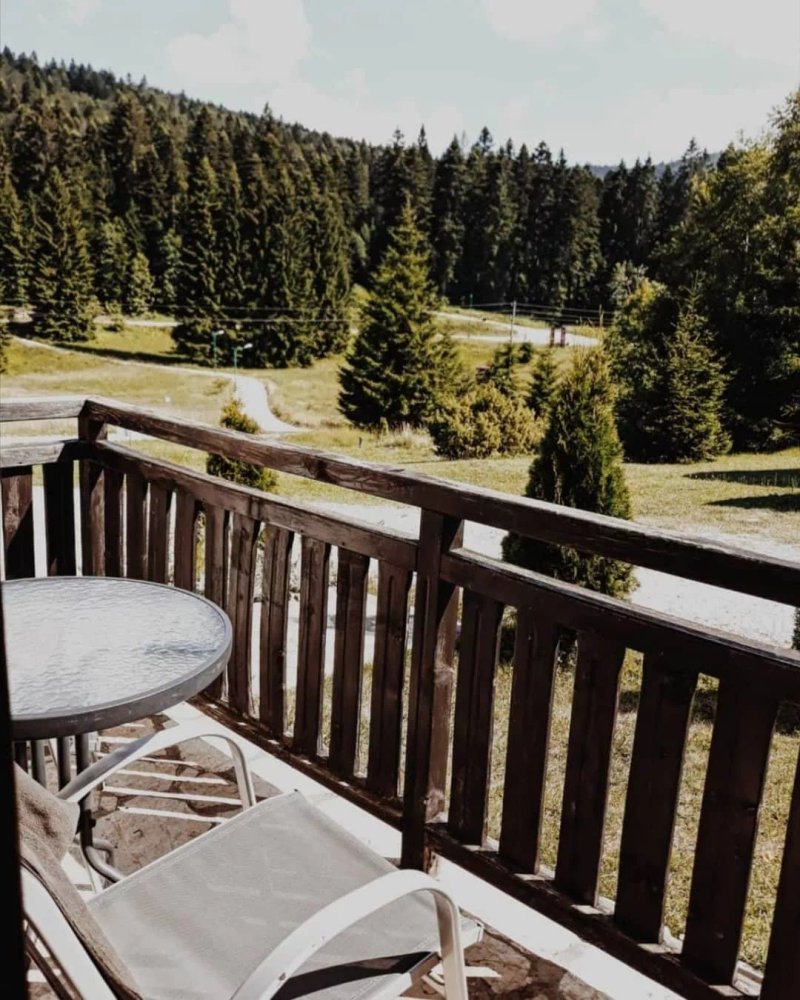 Apartment Tarski Konaci