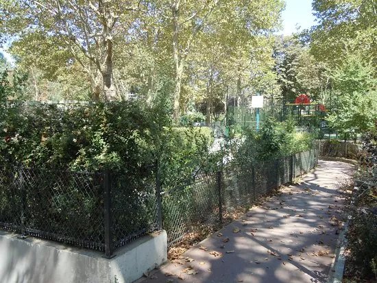 Square de l'Aspirant Dunand