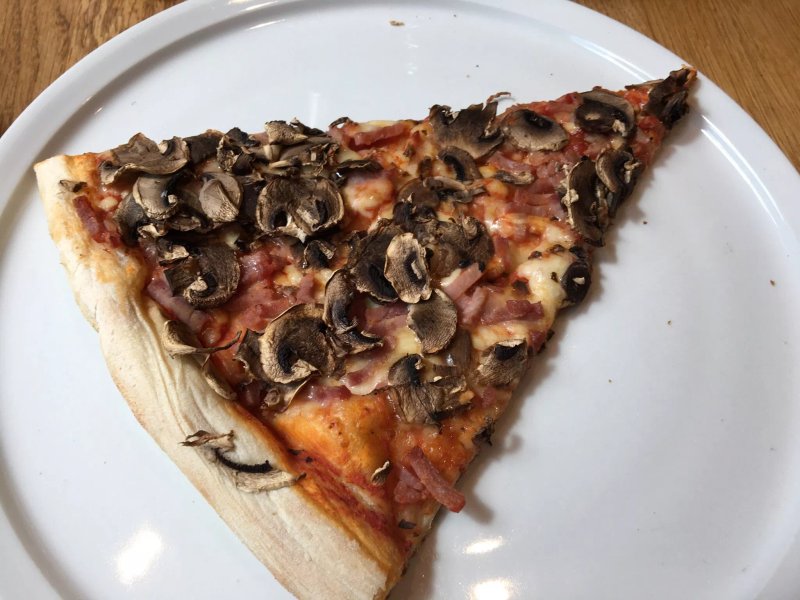 Eatalia Pizza, pasta salate