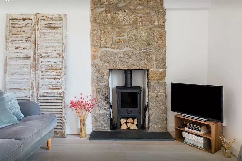 Stylish and cosy cottage in the centre of Mousehole close to the harbour