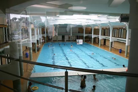 Swimming Pool Van Eyck