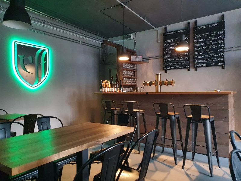 Elf taproom/sorozo