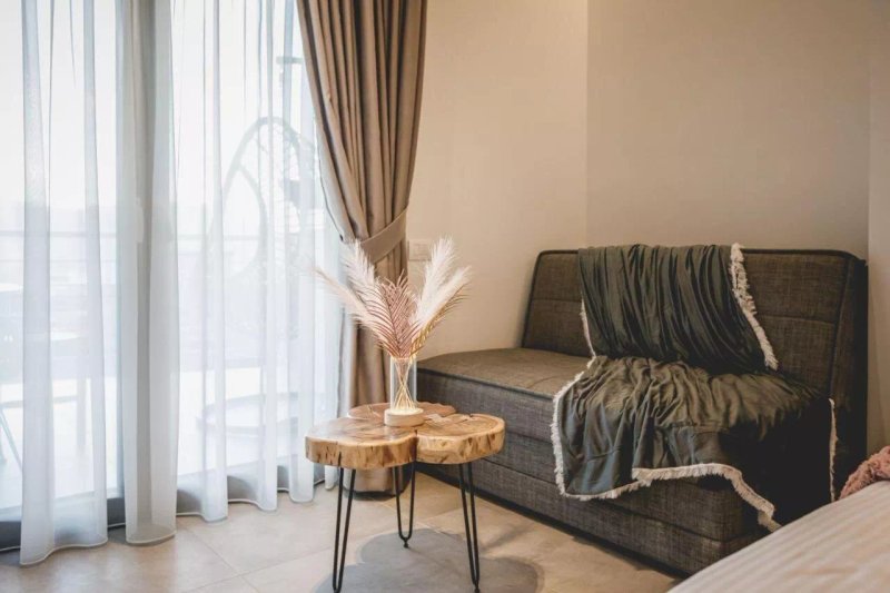 Naias Nemeia Luxury Rooms