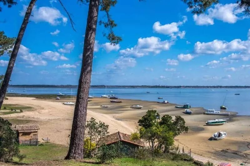 Holiday house with heated pool in Lege Cap Ferret