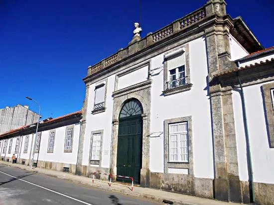 Colegio do Barao de Nova Sintra Building