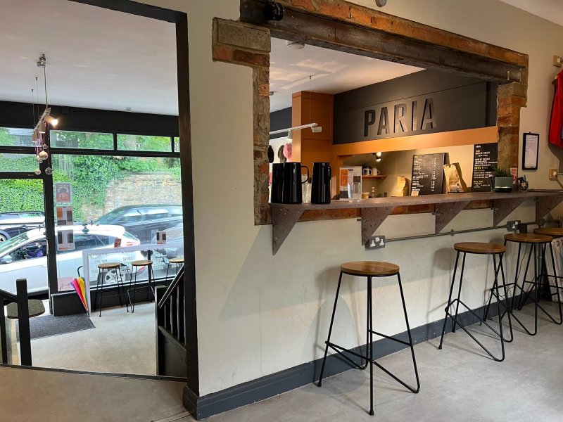 Paria shop and cafe